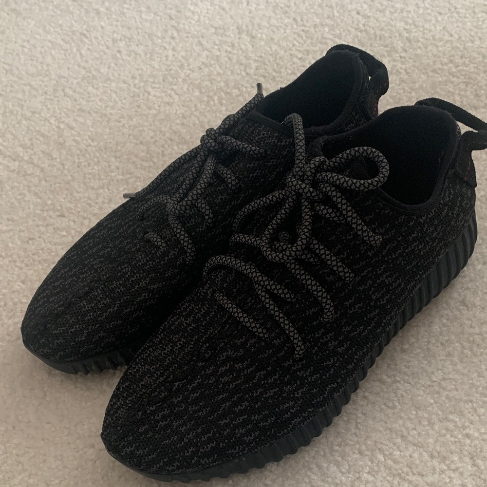 Adidas Yeezy Boost Black Sneakers 6 Excellent condition